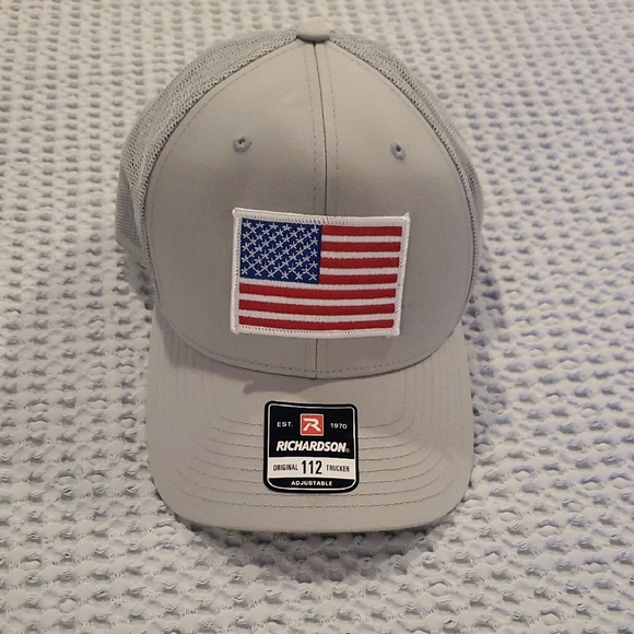 Gray American Flag Trucker Hat - Picture 1 of 6